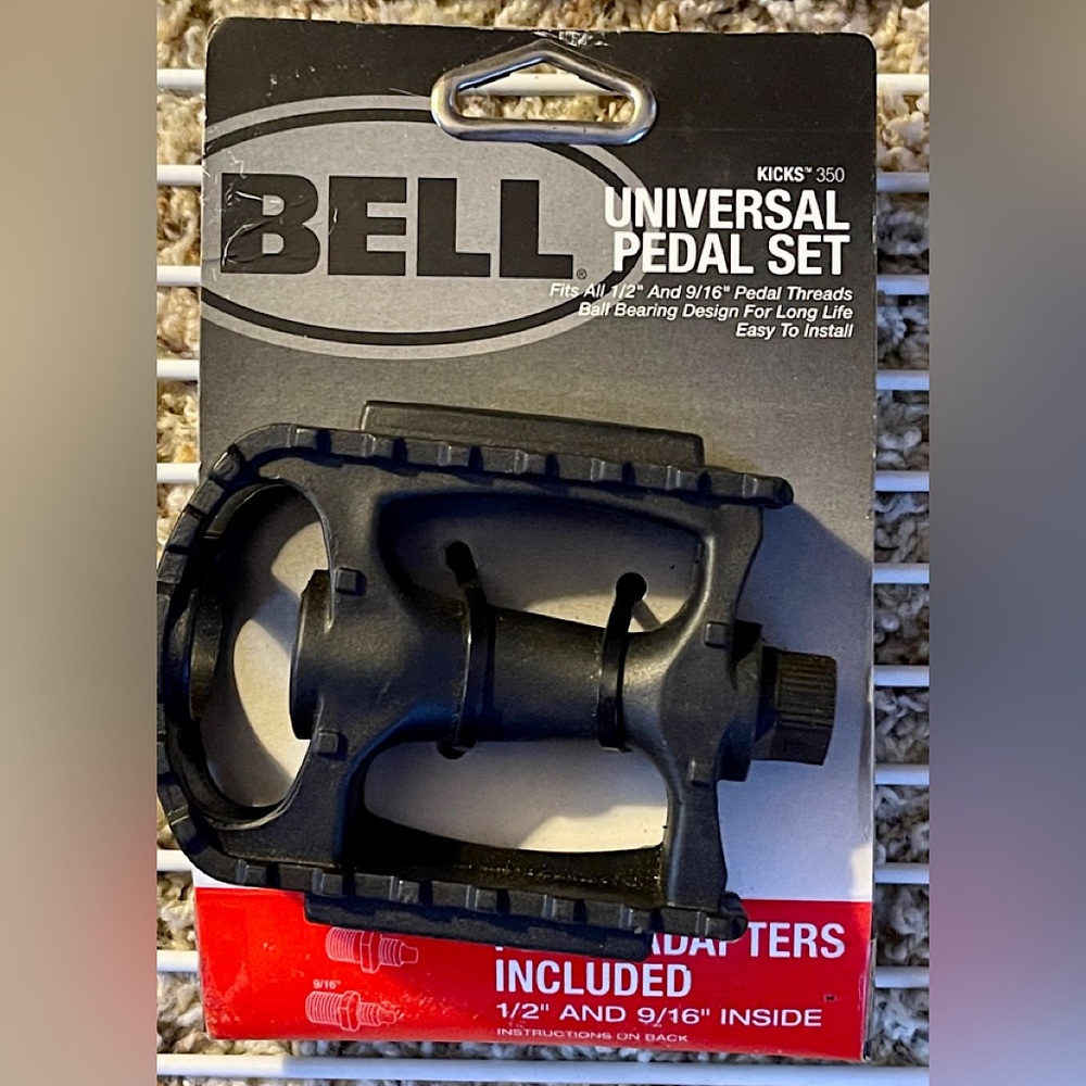 New Bell Universal Pedal Set Kicks 350